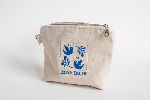 Hilo Rojo Makeup Bag